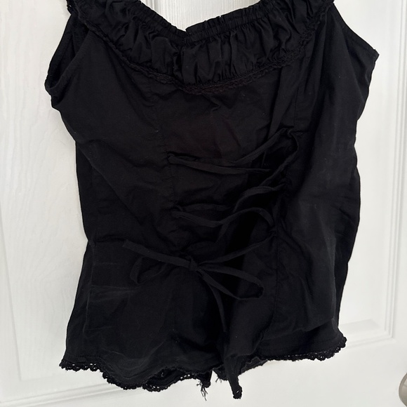 Guess Black Eyelet Inset Corset Top w/ Ruched Neckline Size M PRE-OWNED - Picture 8 of 16